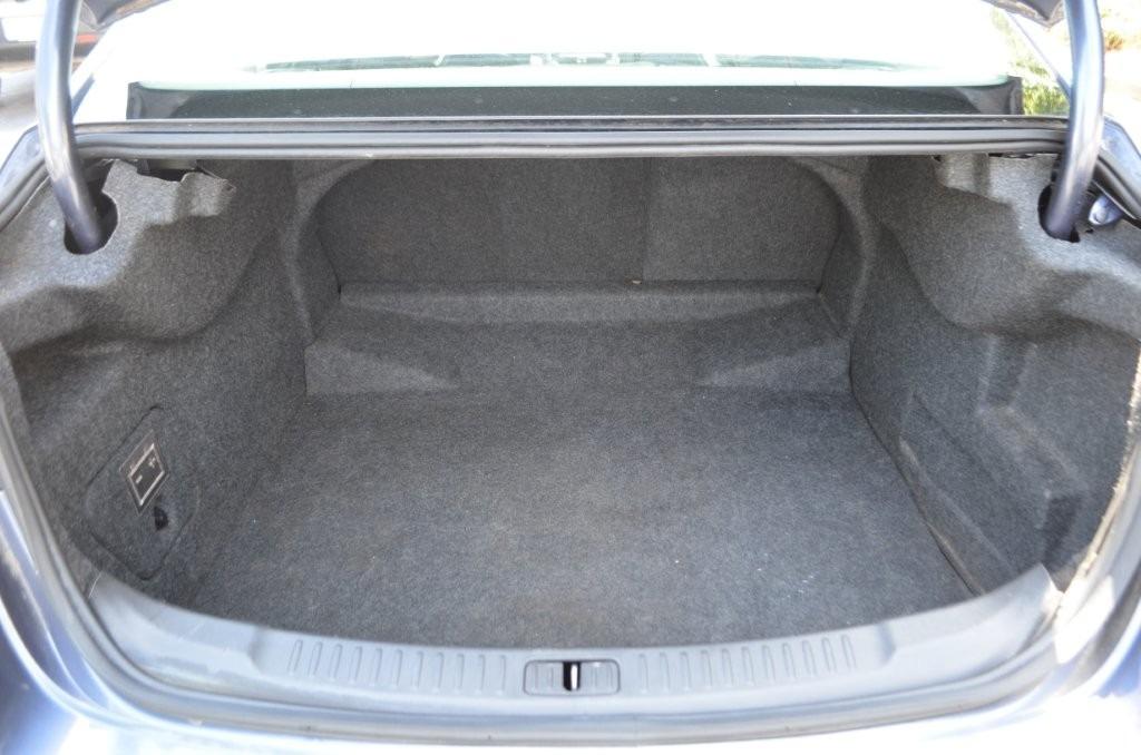 2015 Chevrolet Malibu - $11,975