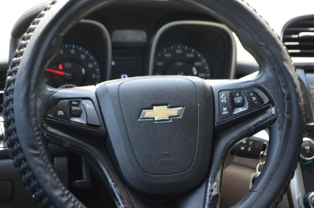 2015 Chevrolet Malibu - $11,975