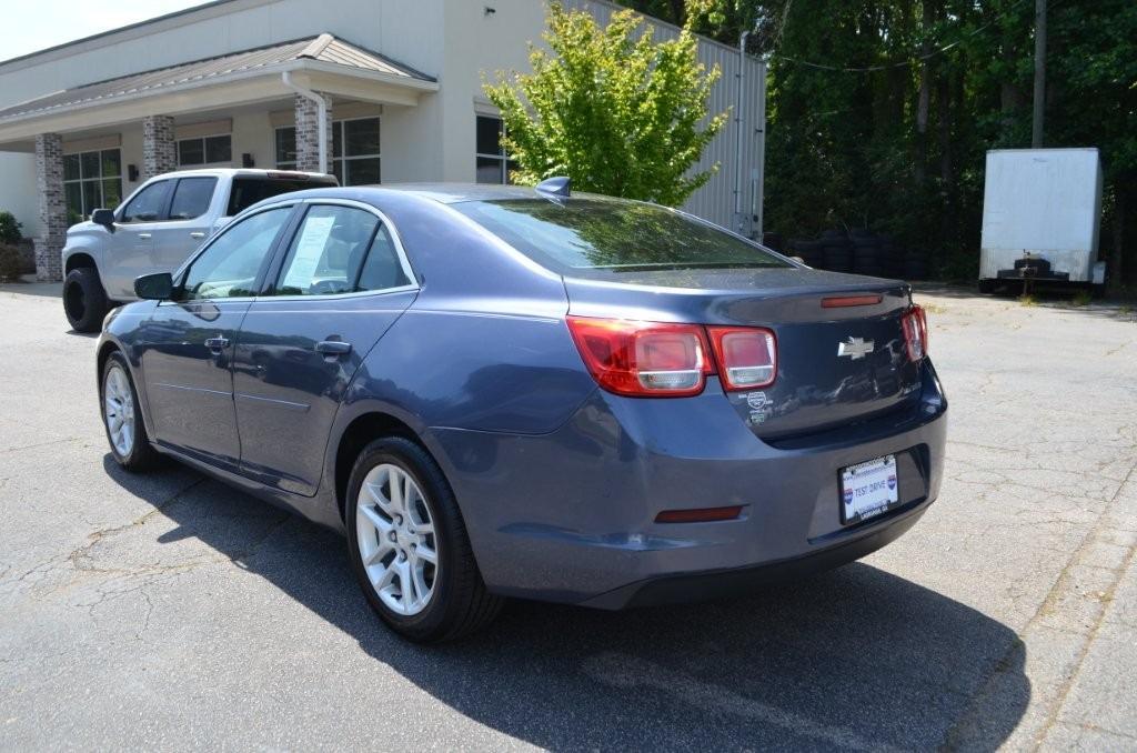 2015 Chevrolet Malibu - $11,975