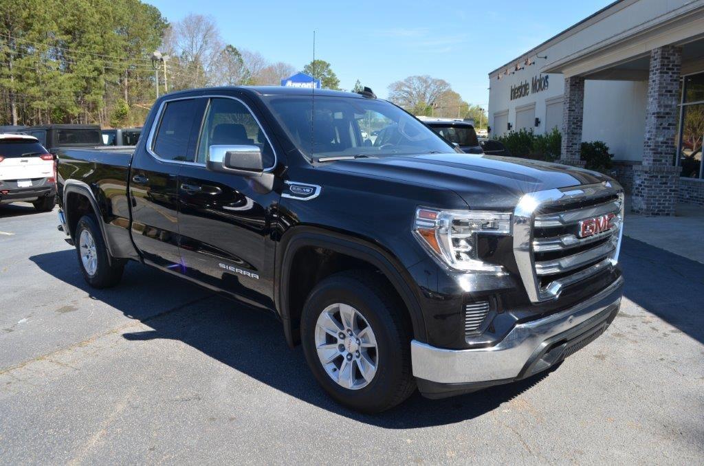 2020 GMC Sierra 1500 SLE photo