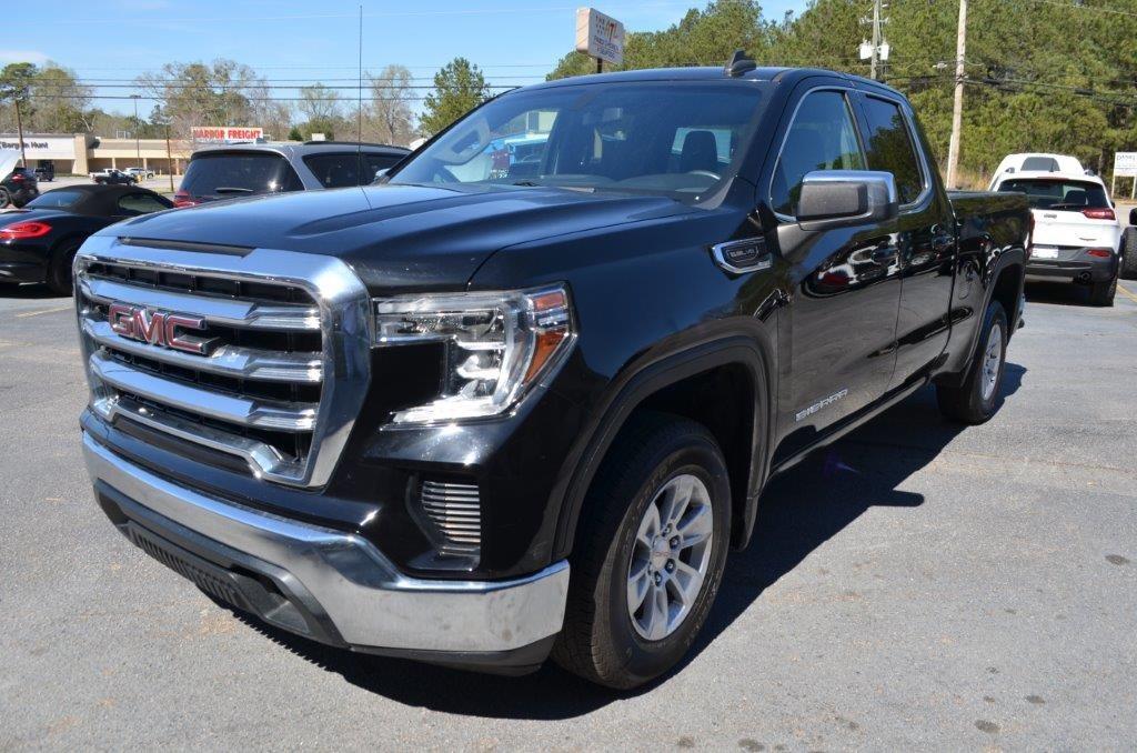 2020 GMC Sierra 1500 SLE photo