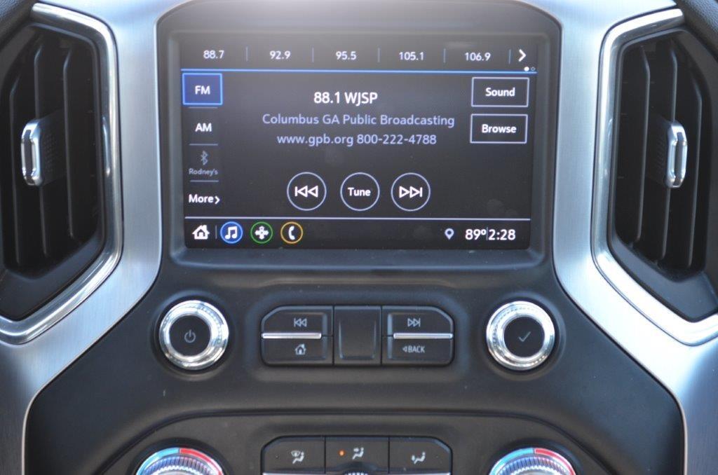 2020 GMC Sierra 1500 SLE photo