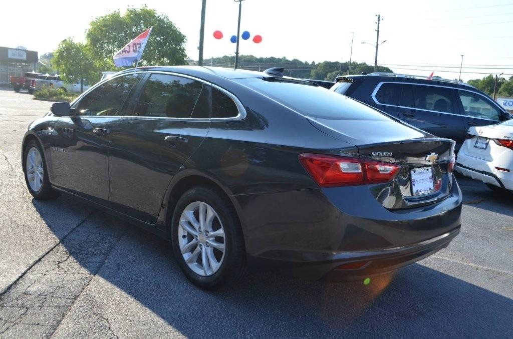 2016 Chevrolet Malibu - $10,825
