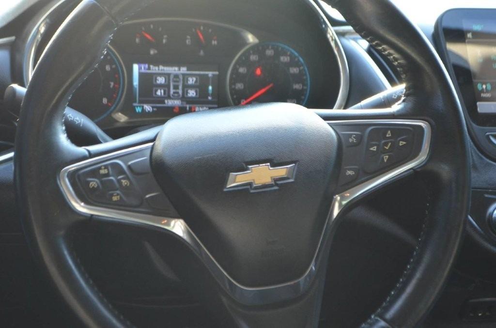 2016 Chevrolet Malibu - $10,825
