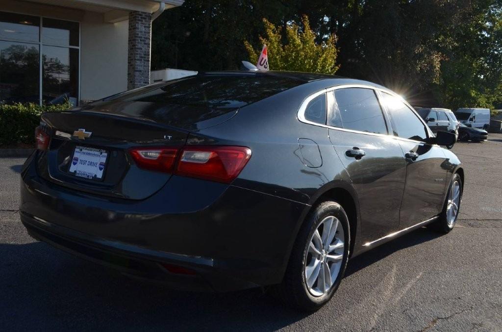 2016 Chevrolet Malibu - $10,825