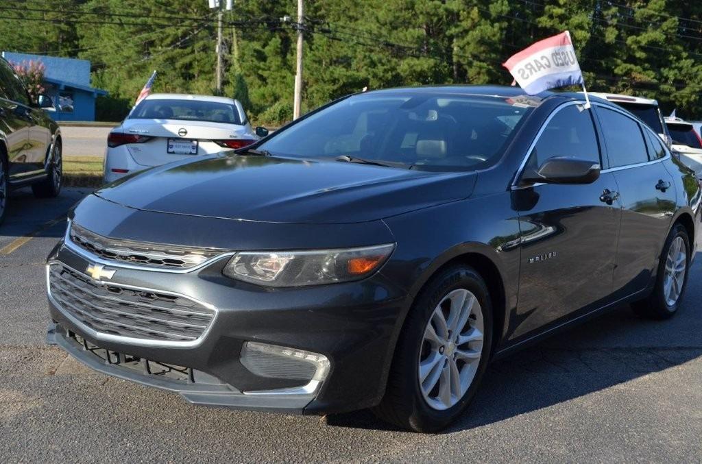 2016 Chevrolet Malibu - $10,825