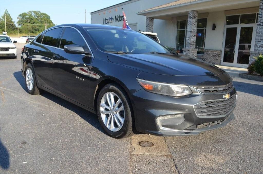 2016 Chevrolet Malibu - $10,825