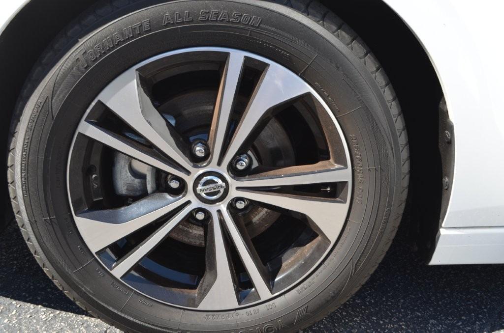 2022 Nissan Sentra - $16,075