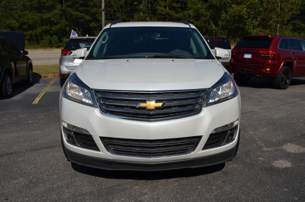 2017 Chevrolet Traverse - $9,850