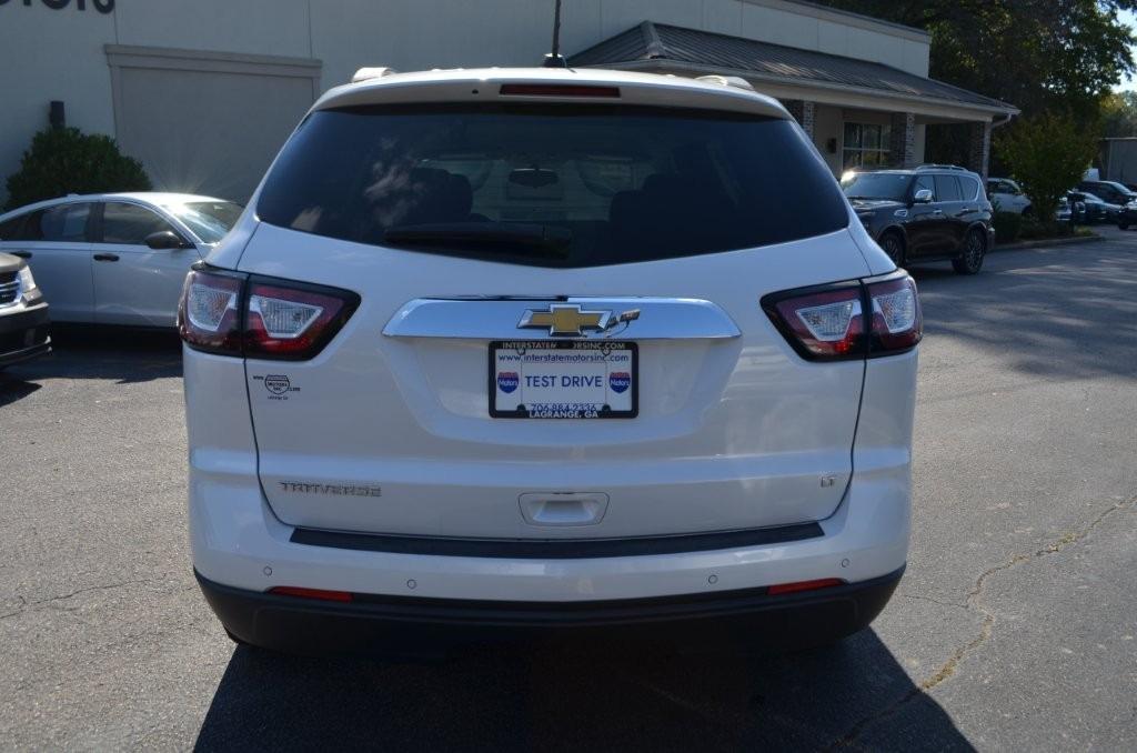 2017 Chevrolet Traverse - $9,850