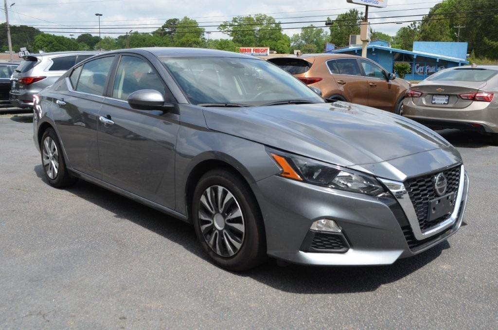 2022 Nissan Altima S photo
