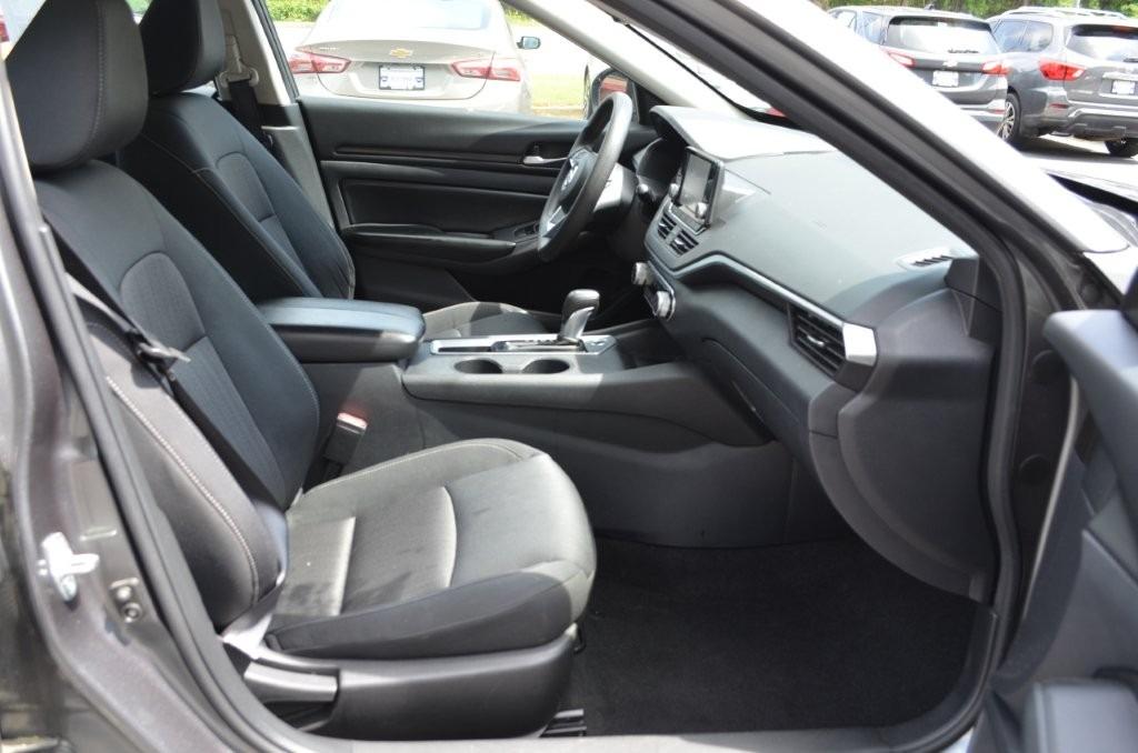 2022 Nissan Altima S photo