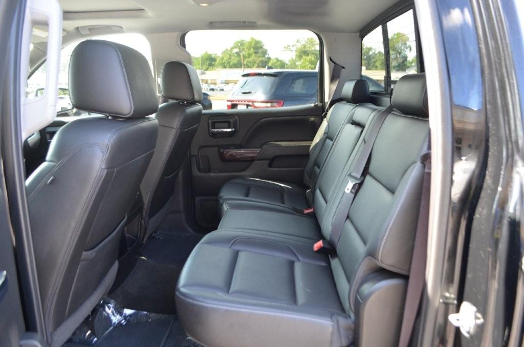 2017 GMC Sierra 1500 - $26,625
