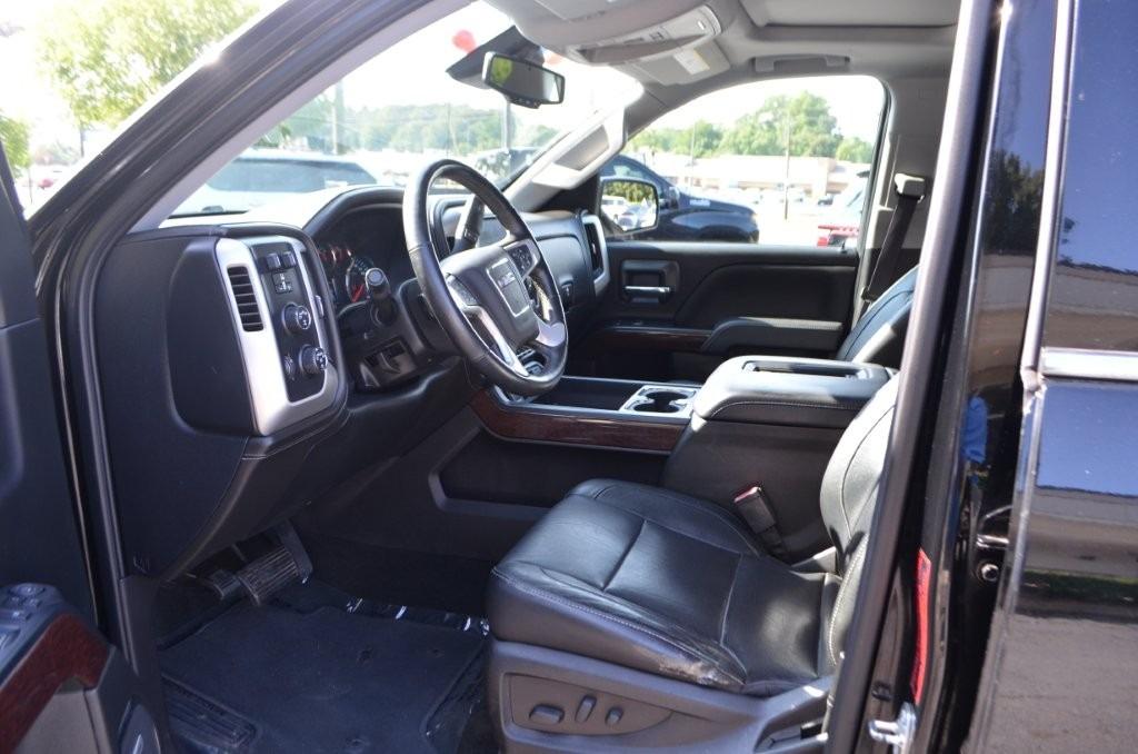 2017 GMC Sierra 1500 - $26,625