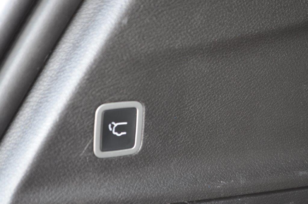 2021 Chrysler Pacifica Touring L photo