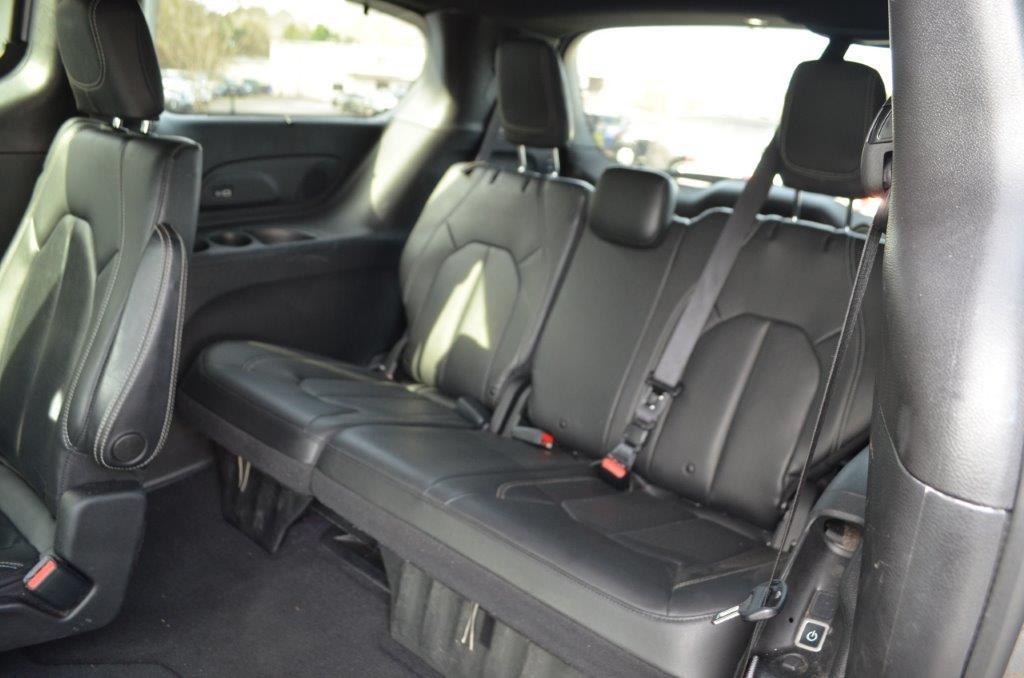 2021 Chrysler Pacifica Touring L photo