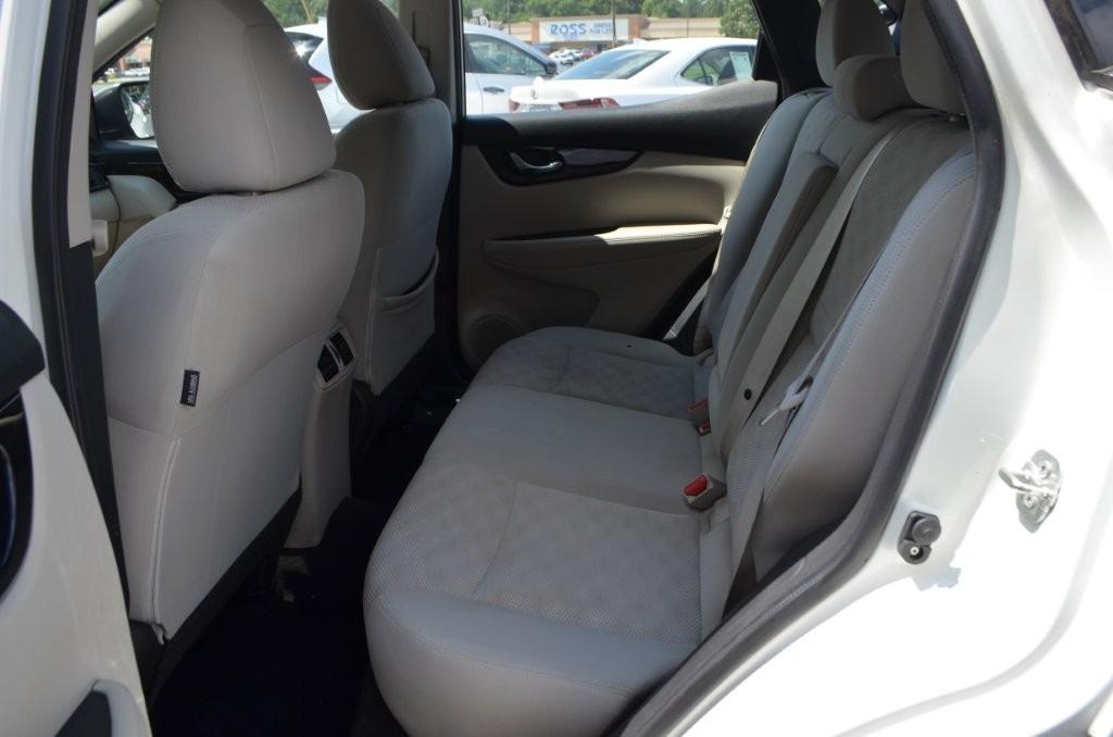 2019 Nissan Rogue - $11,900