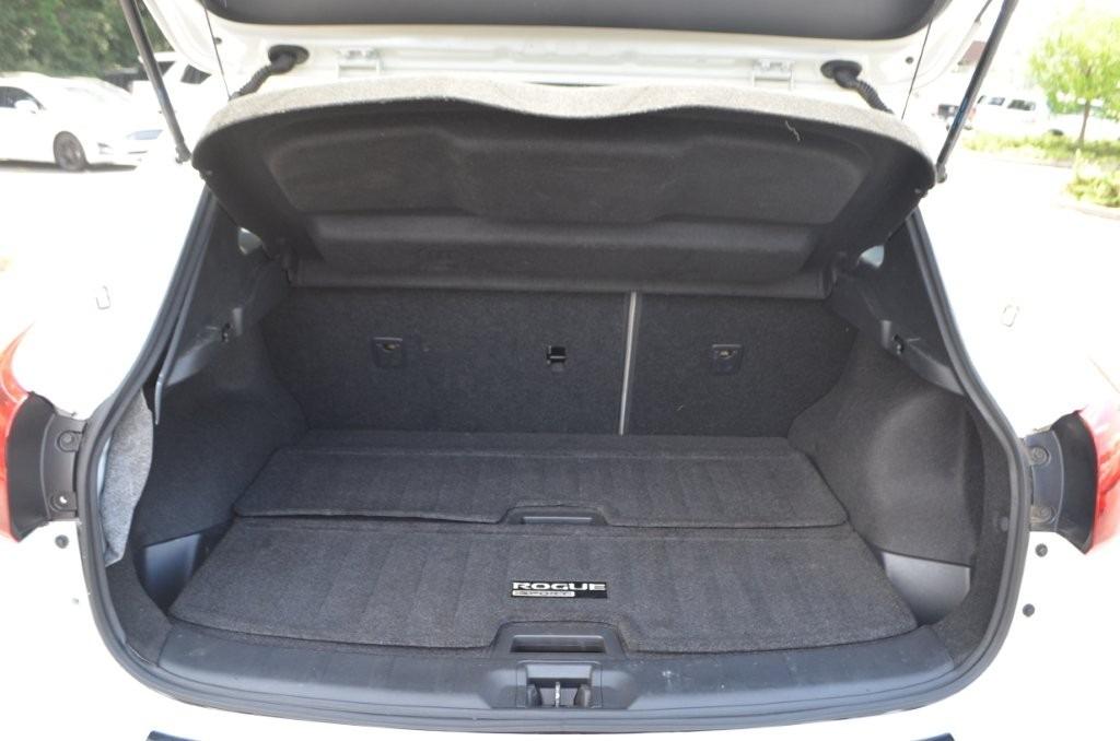 2019 Nissan Rogue - $11,900