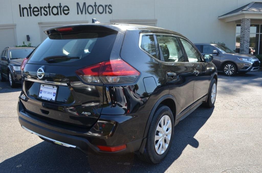 2018 Nissan Rogue - $10,900
