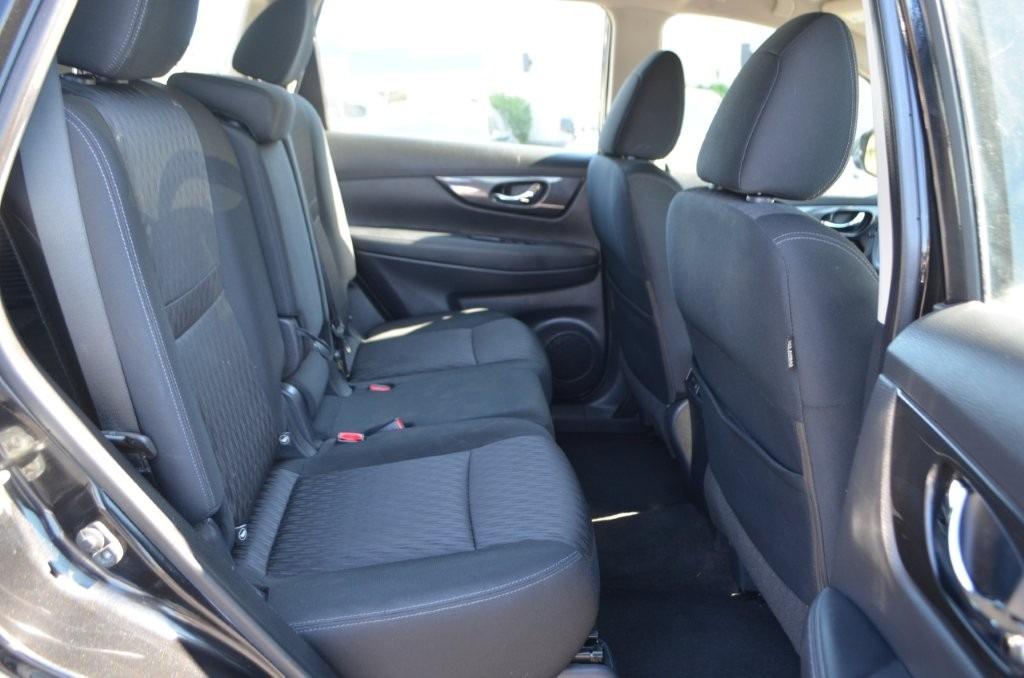 2018 Nissan Rogue - $10,900