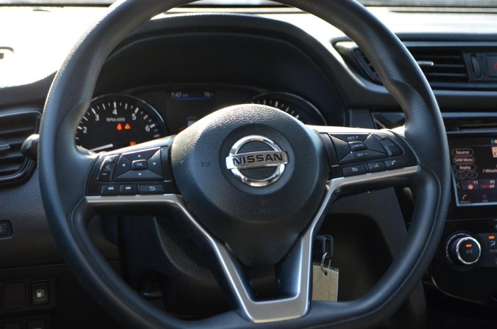 2018 Nissan Rogue - $10,900