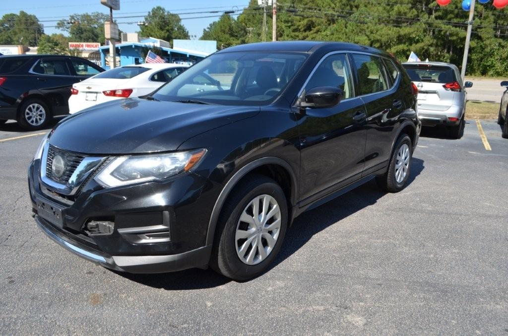 2018 Nissan Rogue - $10,900