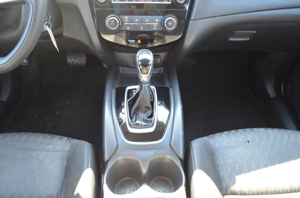 2018 Nissan Rogue - $10,900