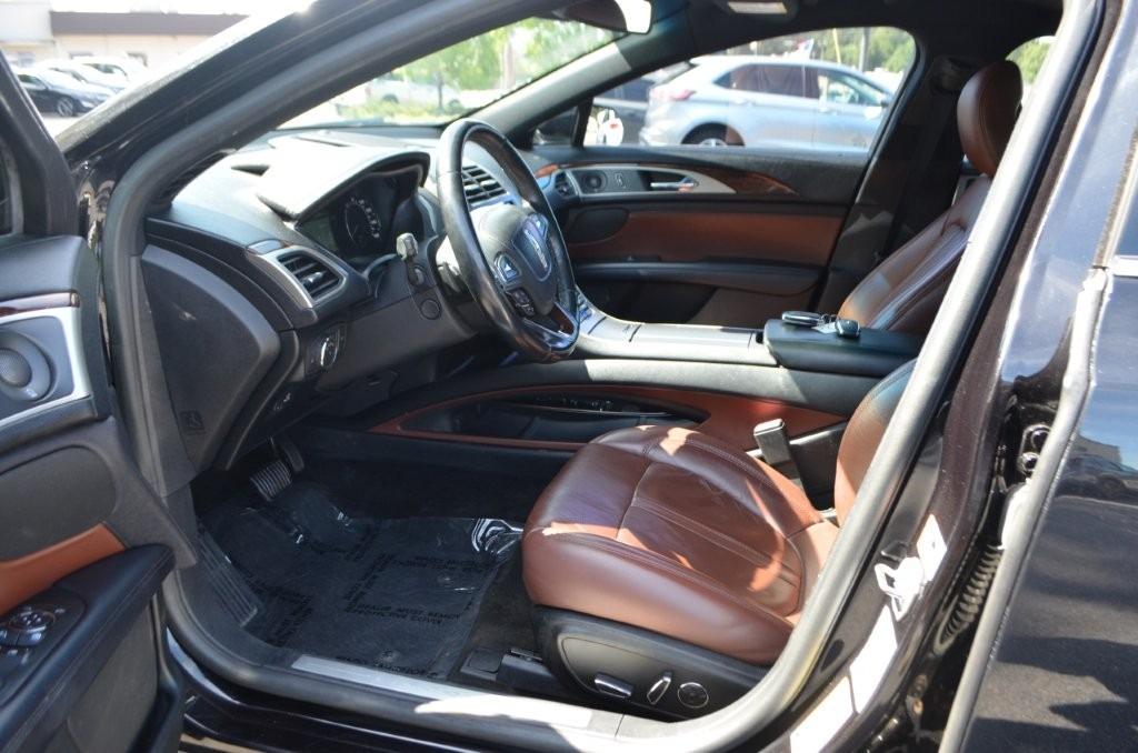 2019 Lincoln MKZ - $17,600