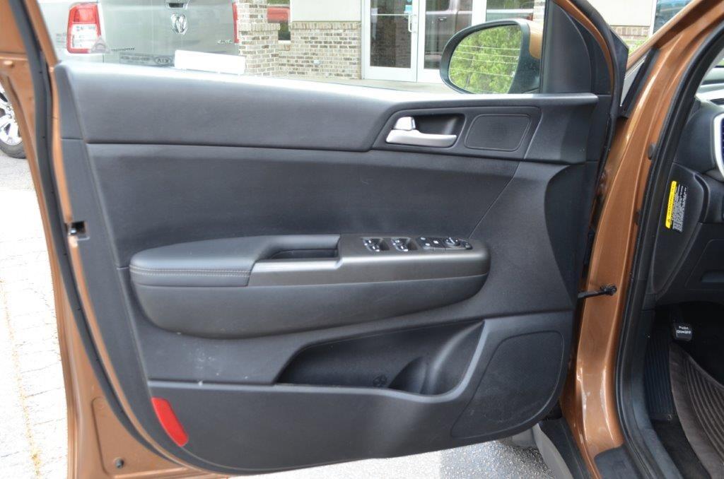 2020 Kia Sportage LX photo