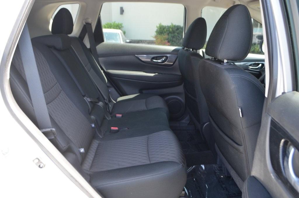 2017 Nissan Rogue - $12,200