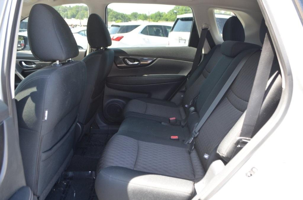 2017 Nissan Rogue - $12,200