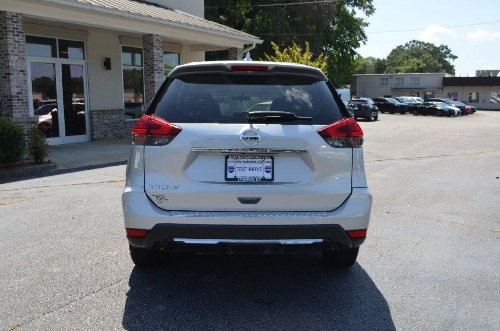 2017 Nissan Rogue - $12,200