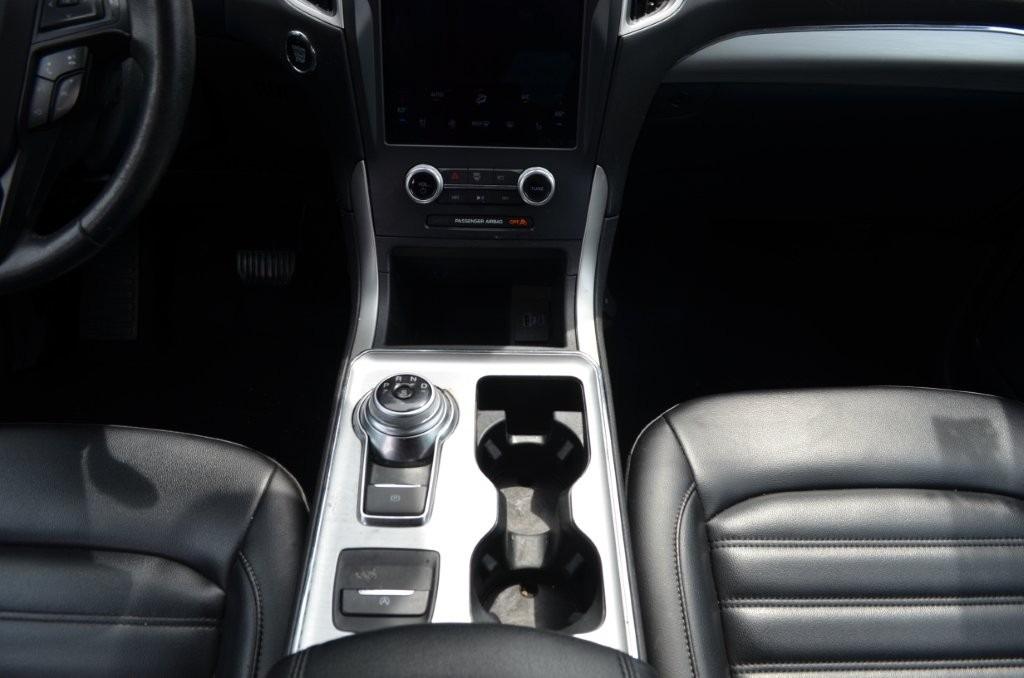 2022 Ford Edge - $20,575