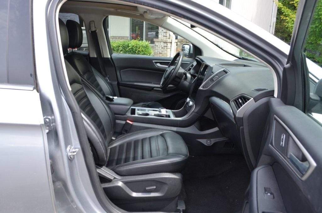 2022 Ford Edge - $20,575