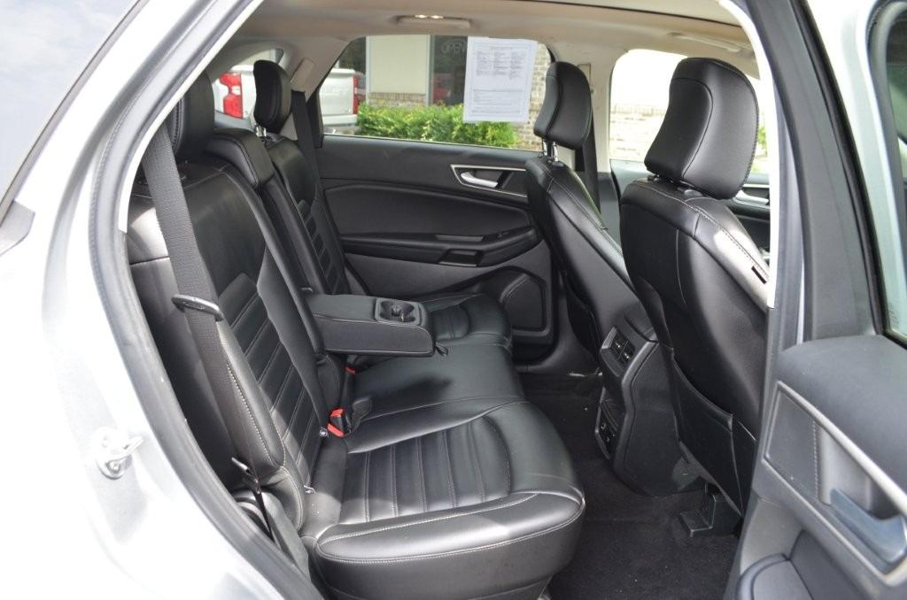 2022 Ford Edge - $20,575