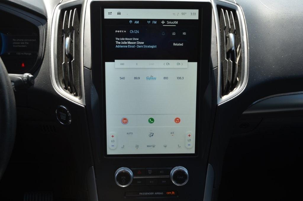2022 Ford Edge - $21,125