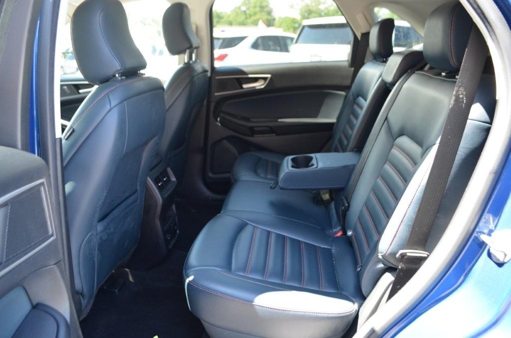 2022 Ford Edge - $21,125