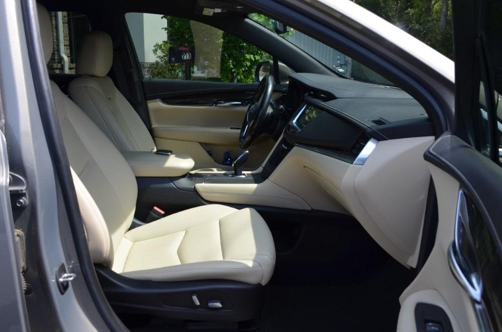 2019 Cadillac XT5 photo