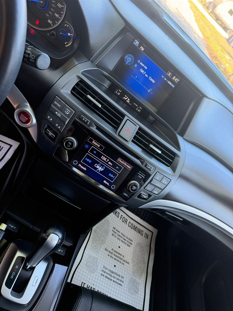 2015 Honda Crosstour - $12,999