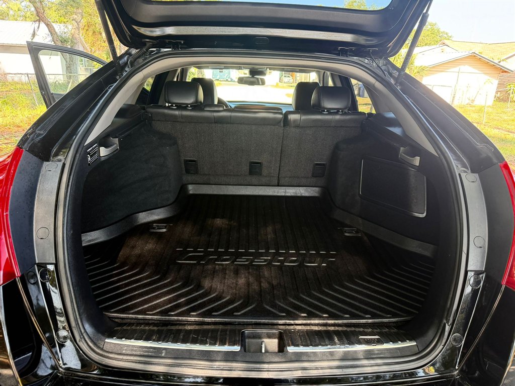 2015 Honda Crosstour - $12,999