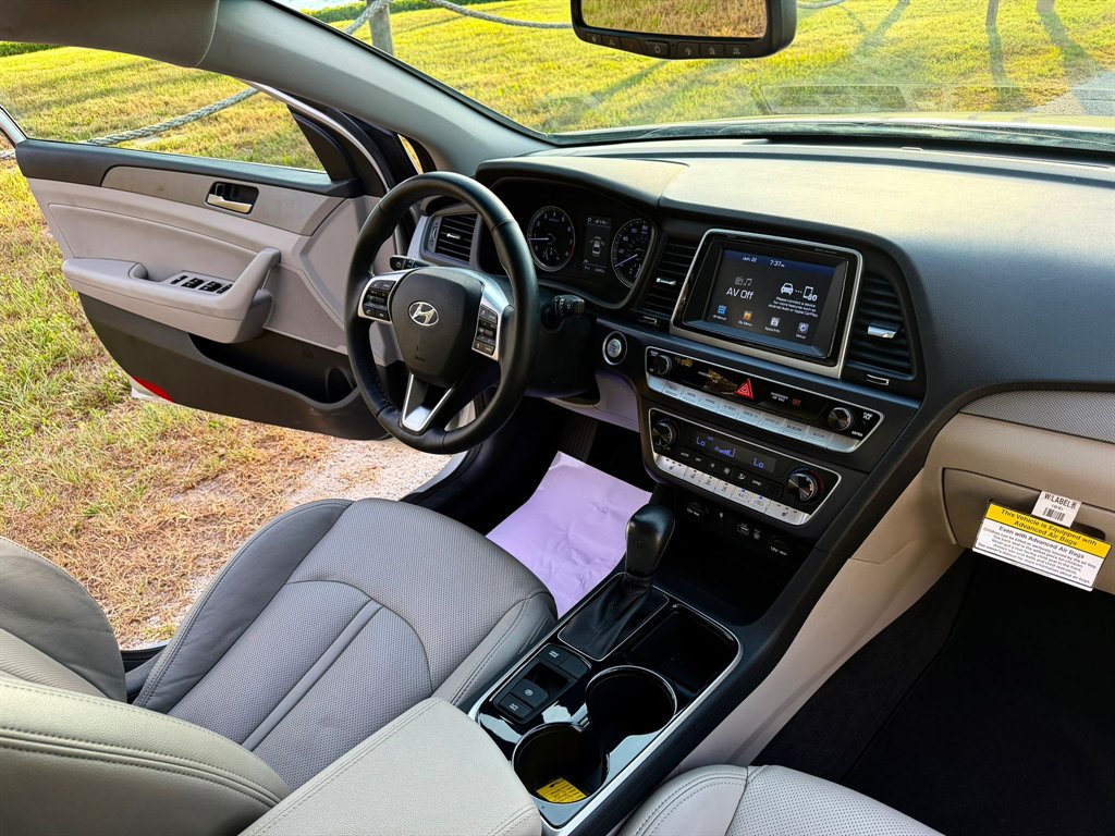 2019 Hyundai Sonata - $17,878