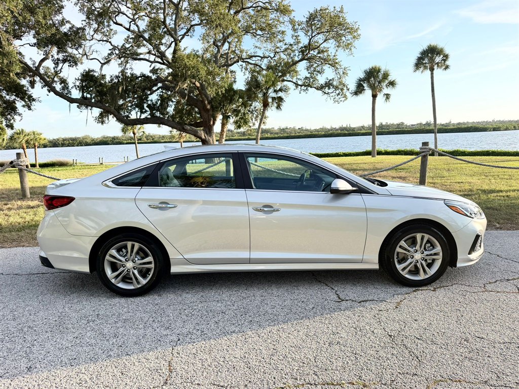2019 Hyundai Sonata - $17,878