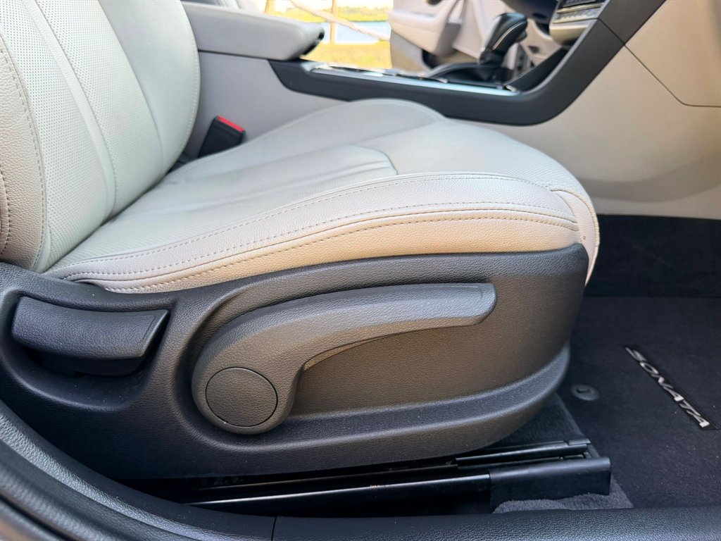 2019 Hyundai Sonata - $17,878