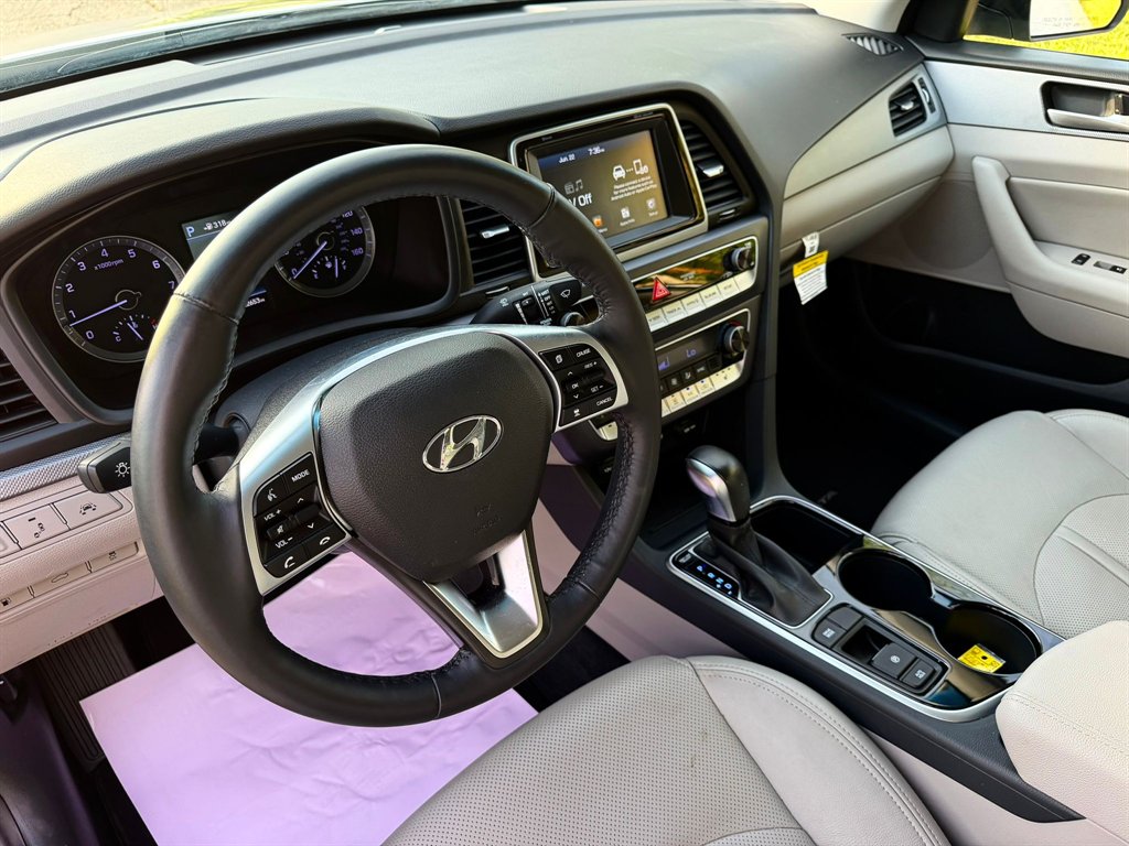 2019 Hyundai Sonata - $17,878