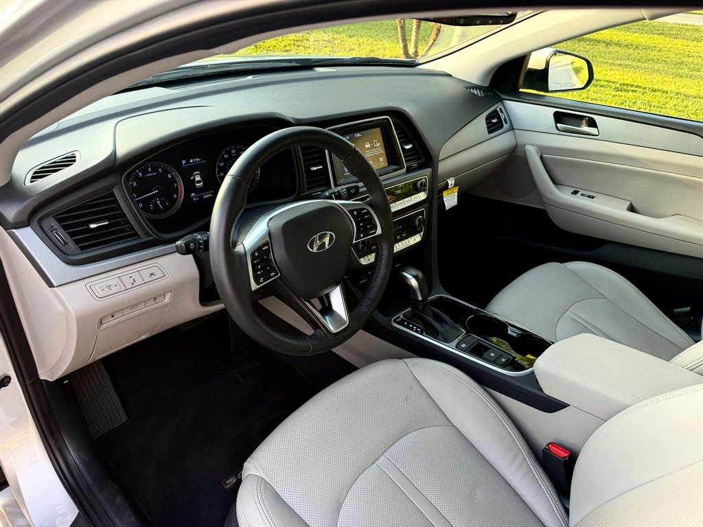 2019 Hyundai Sonata - $17,878