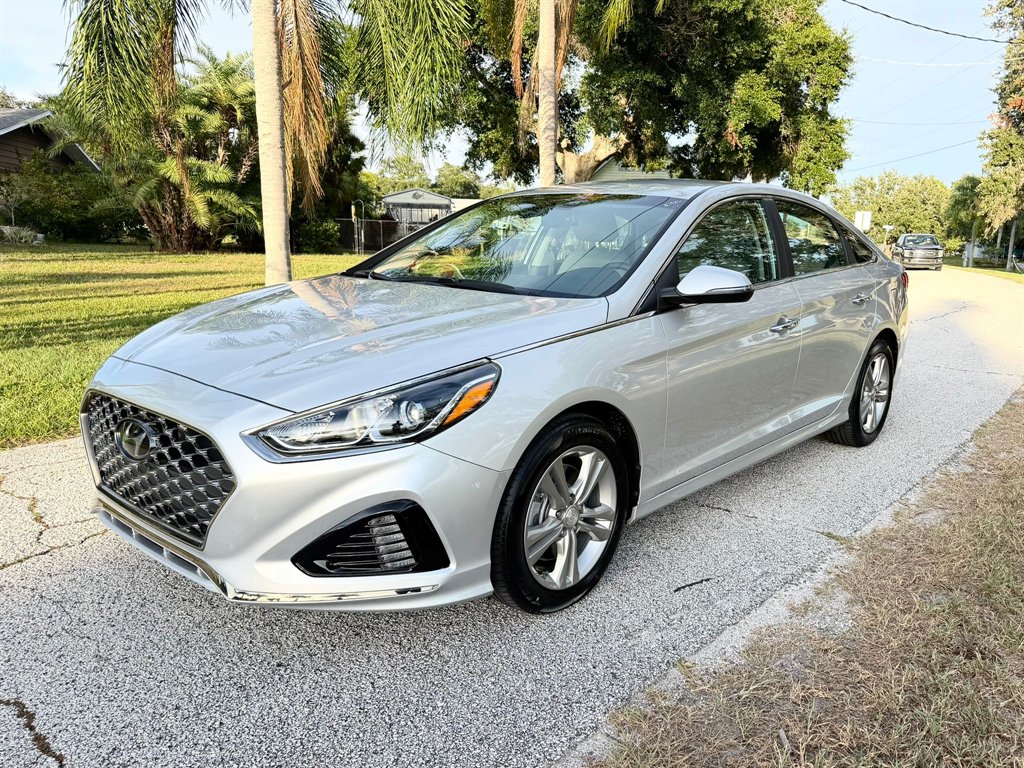 2019 Hyundai Sonata - $17,878