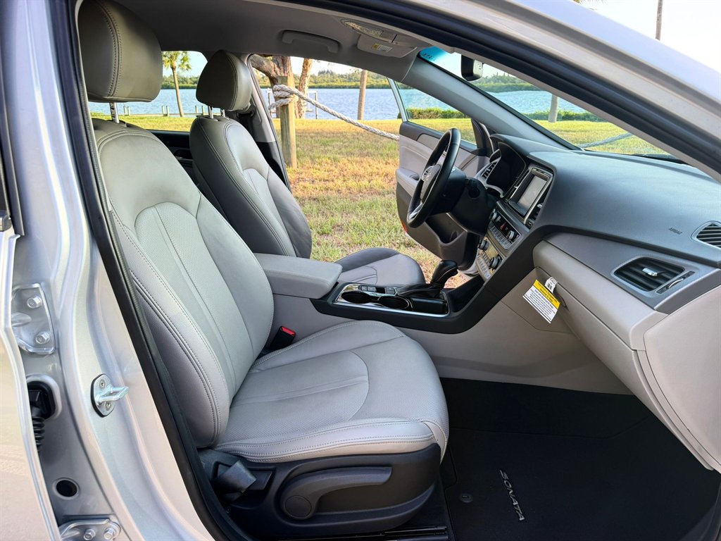 2019 Hyundai Sonata - $17,878