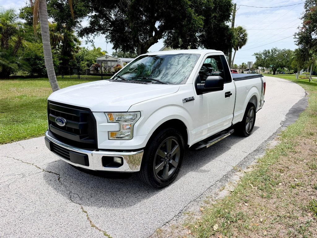 2016 Ford F-150 - $21,988