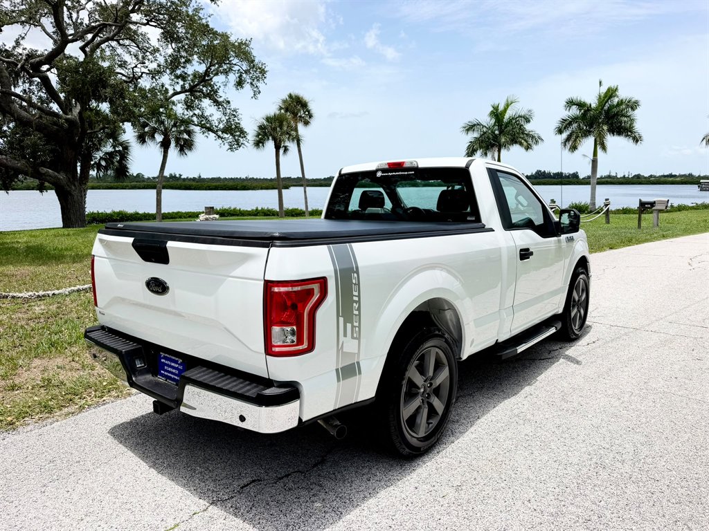 2016 Ford F-150 - $21,988