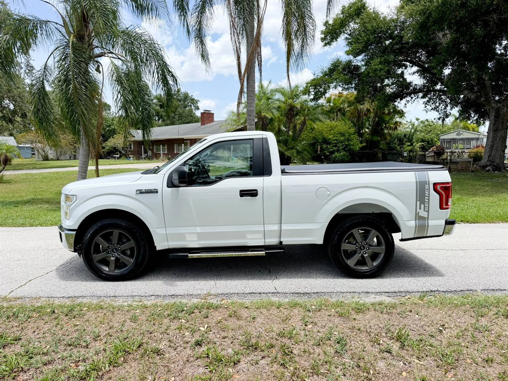 2016 Ford F-150 - $21,988